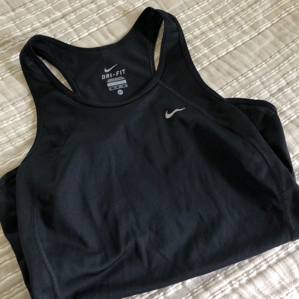 Women’s black dri fit tank